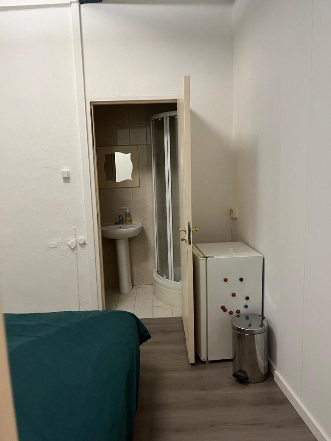 Iru, Not For Parties, Not A Hotel, Room With No Kitchen Amsterdam Esterno foto