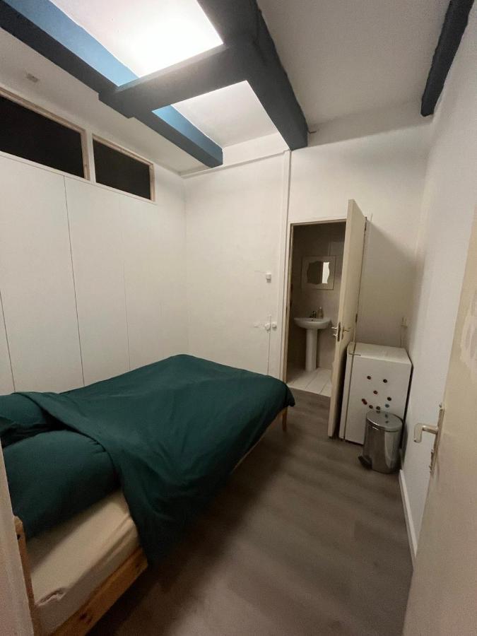 Iru, Not For Parties, Not A Hotel, Room With No Kitchen Amsterdam Esterno foto